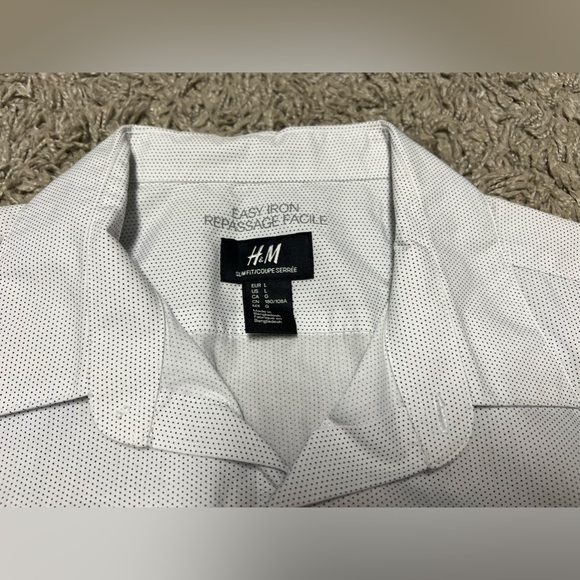 H&M, Men’s Slim Fit Polkadot Casual Button Down Shirt, US Size: L - Picture 4 of 6